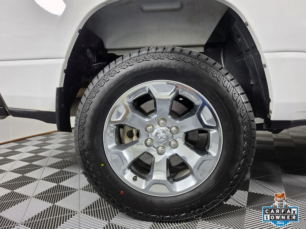 Used 2022 White Ram Big Horn/Lone Star image 13