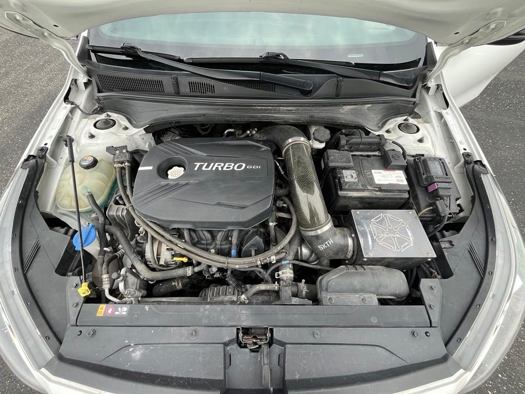 Used 2021 White Kia GT image 29