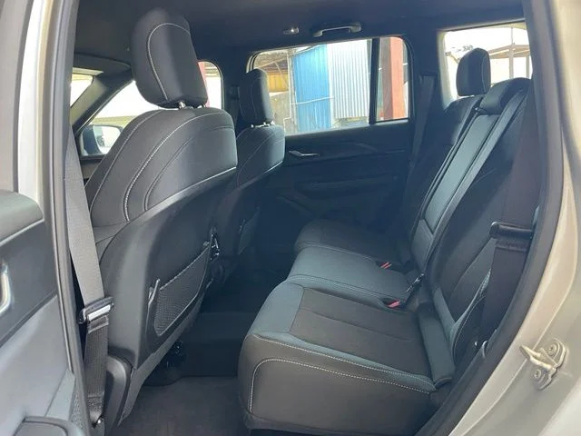 Used 2025 Silver Jeep Laredo image 16