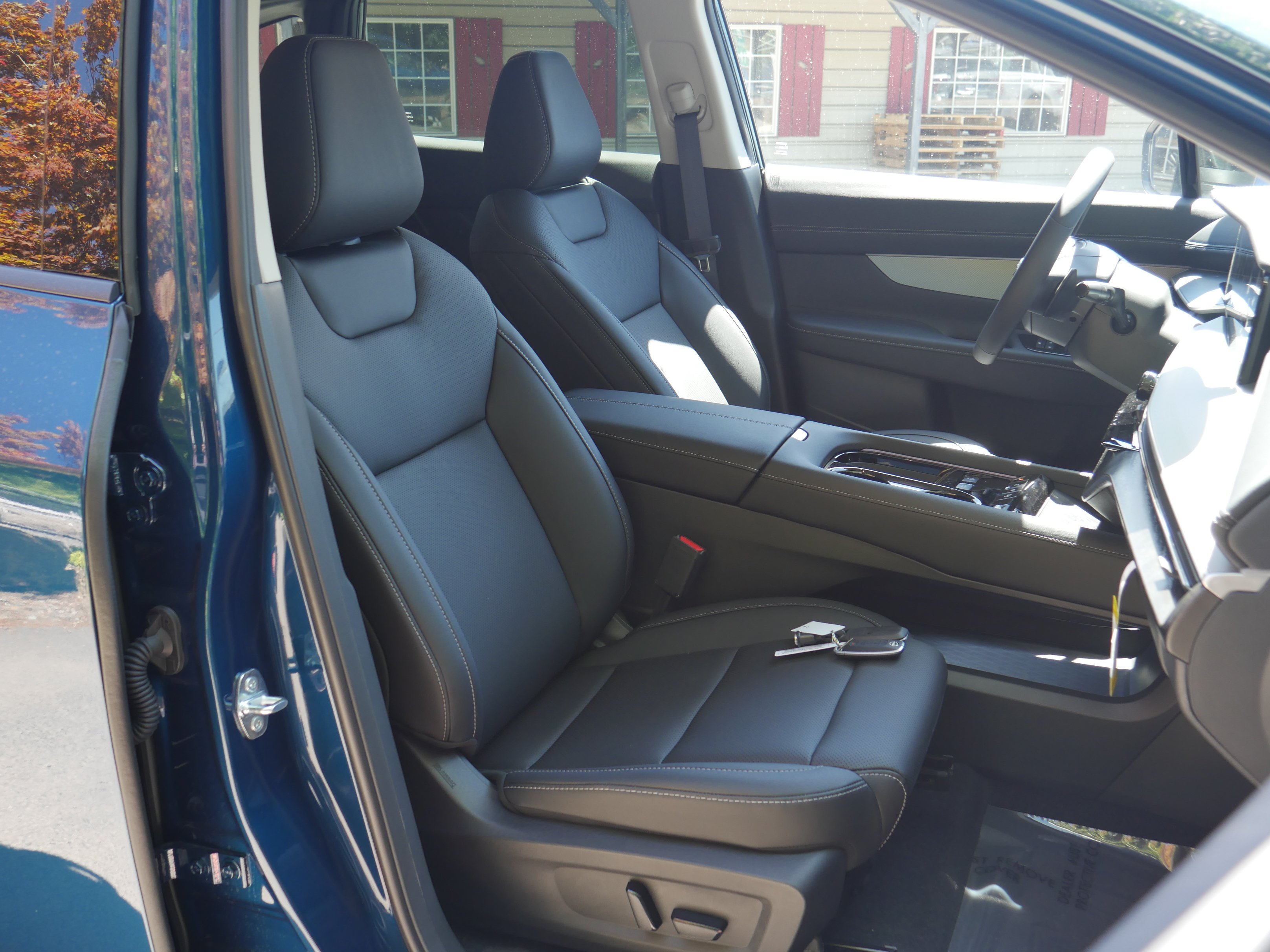 New 2026 Aurora Blue Pearl Metallic Nissan SL image 26