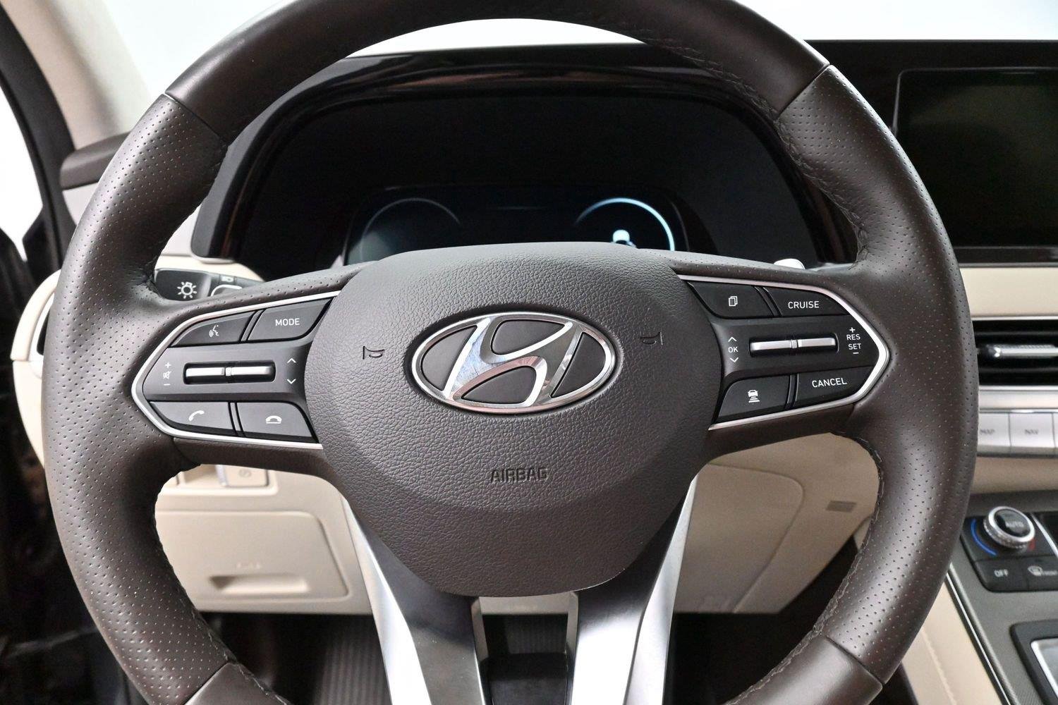 Used 2020 Steel Graphite Hyundai Limited image 19
