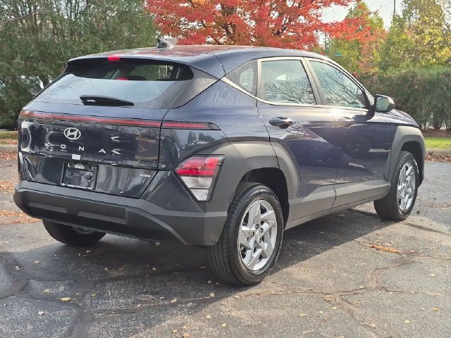 Used 2026 Blue Hyundai SE image 7
