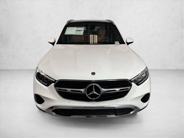 New 2026 Polar White Mercedes-Benz GLC 300 image 32