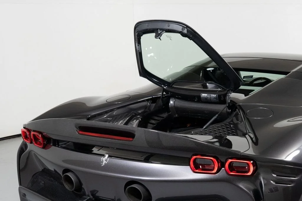 Used 2022 Extra Sample Ferrari Base image 17