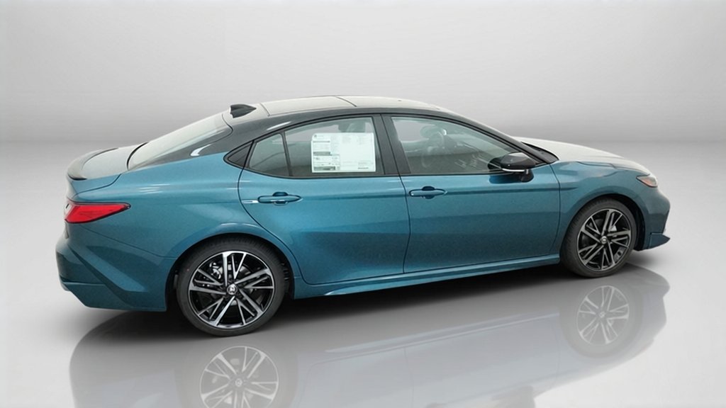 New 2026 Ocean Gem with Midnight Black Metallic roof Toyota XSE image 8