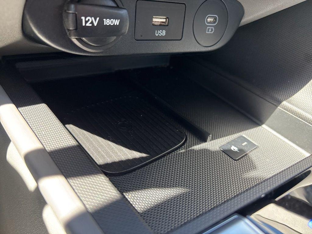 2025 Hyundai Elantra SEL - Photo 30