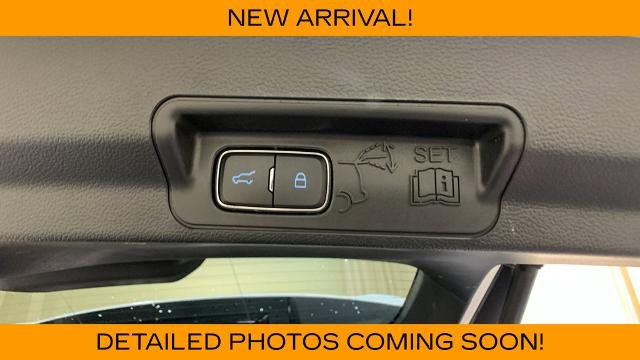 Certified Used 2023 White Metallic Ford XLT image 71