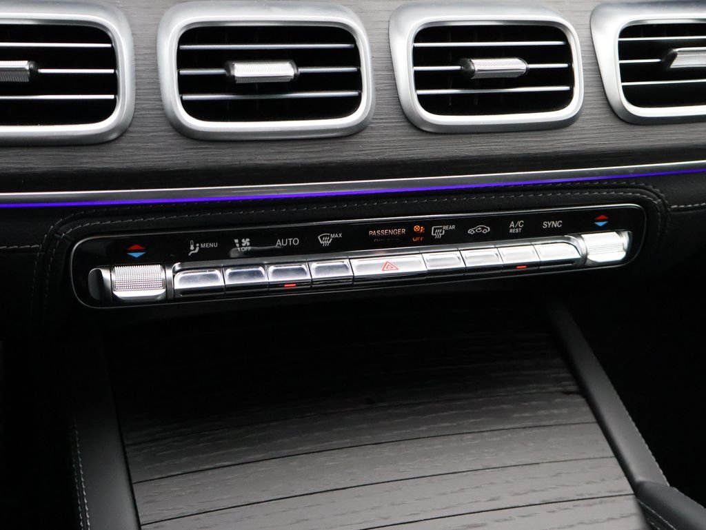 Used 2024 MANUFAKTUR Alpine Gray Mercedes-Benz GLS 580 image 18