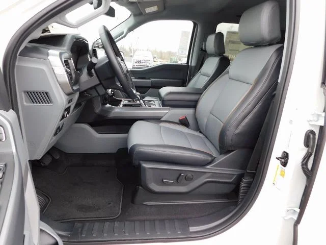 New 2026 Star White Metallic Tri-Coat Ford Lariat® image 61