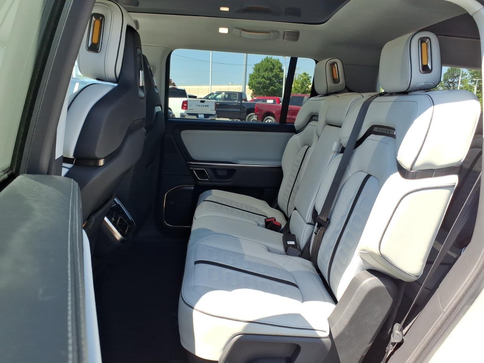 Used 2024  Rivian Adventure image 16