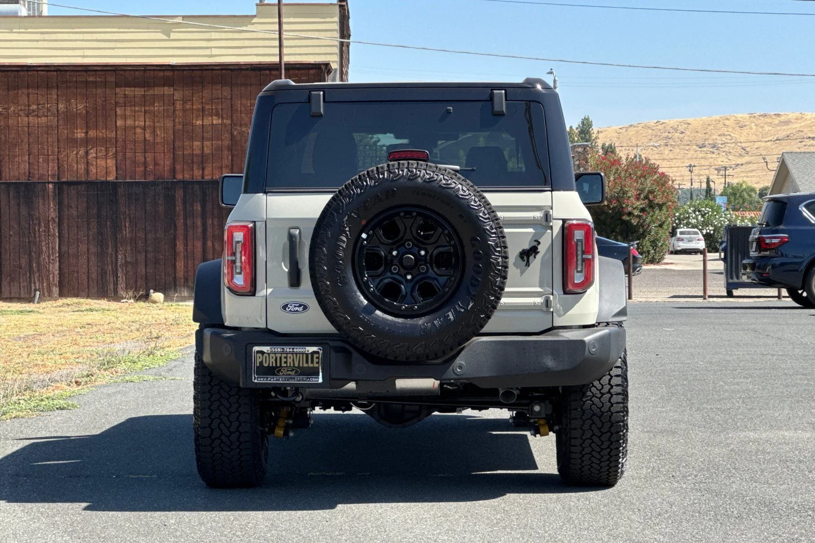 New 2026 Desert Sand Ford Outer Banks® image 5
