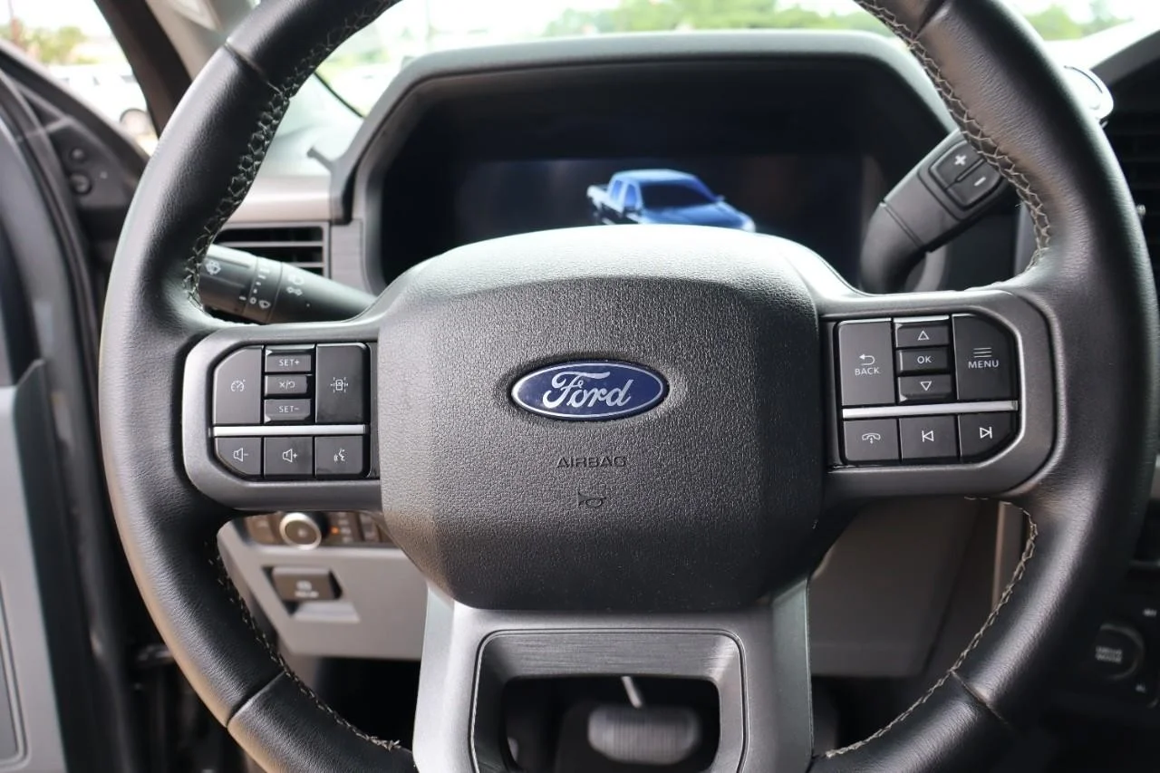 Used 2025 Carbonized Gray Ford XLT image 14