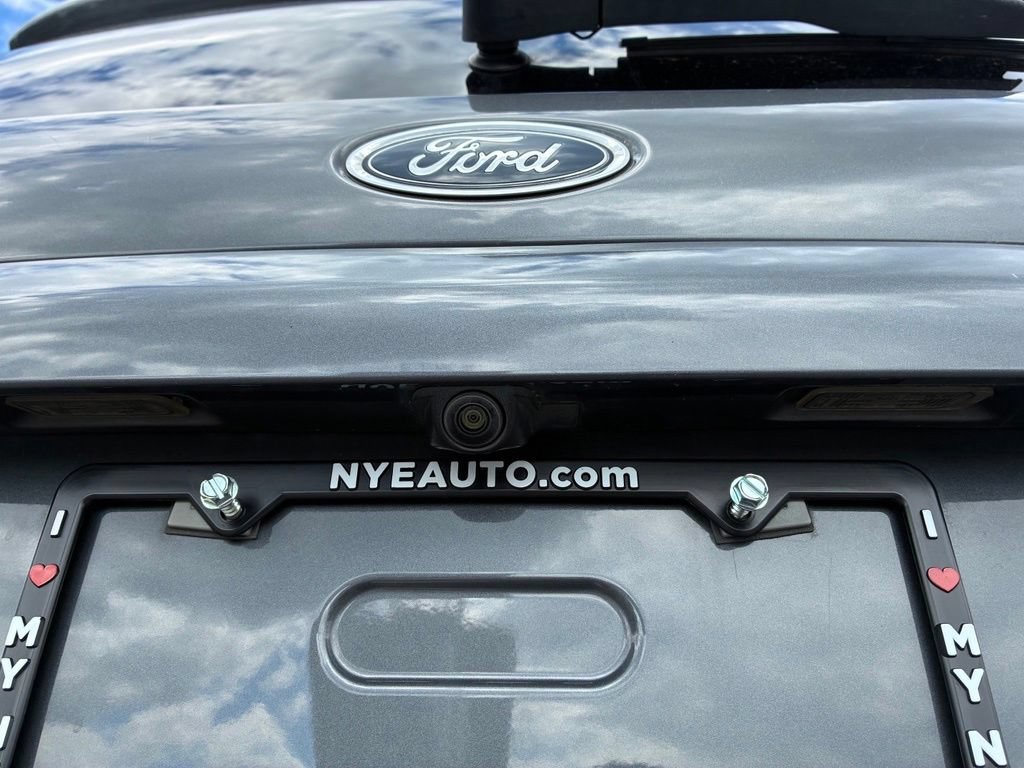Used 2020  Ford S image 49