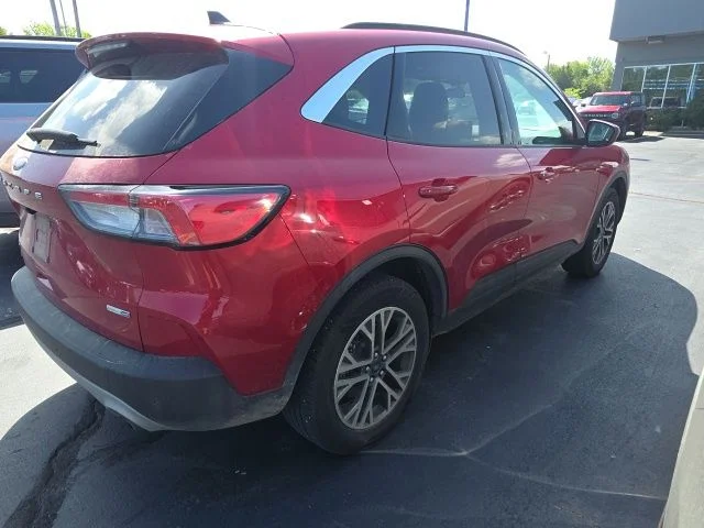 Used 2020 Red Metallic Ford SEL image 4