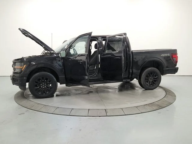 Used 2024 Black Ford XLT image 12