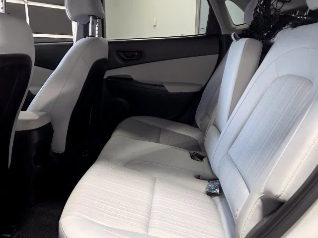 Used 2021 Silver Hyundai SEL Plus image 6
