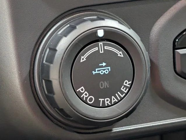 New 2026 Oxford White Ford Lariat® image 39