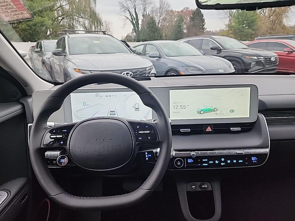 2024 Hyundai IONIQ 5 Limited - Photo 16