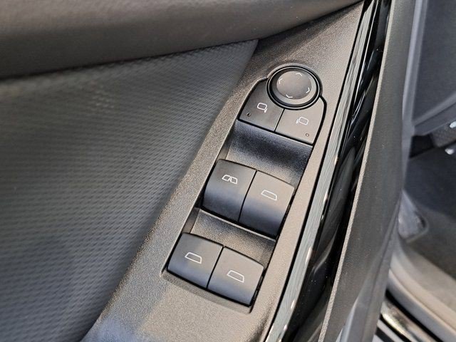 Used 2025 Mosaic Black Metallic Chevrolet LT image 21