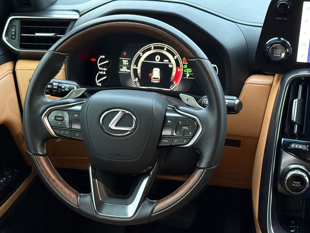 Used 2024 Gray Lexus 600 Luxury image 13