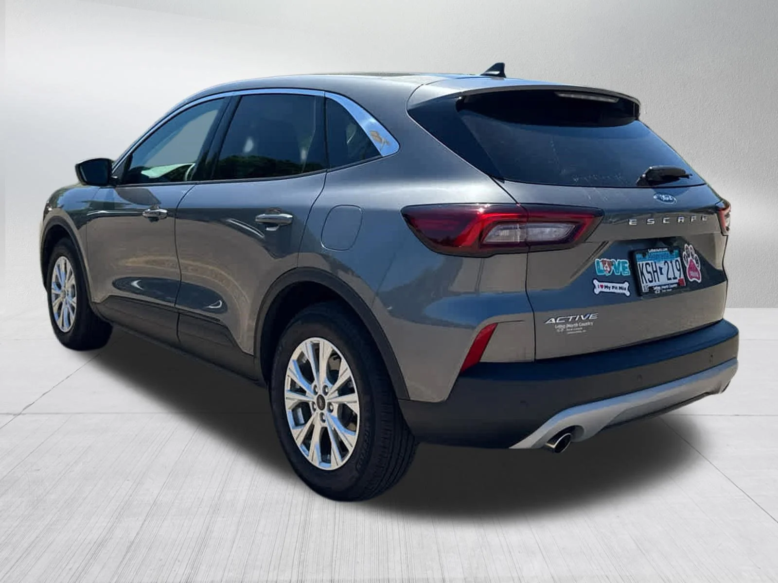 Used 2023 Carbonized Gray Metallic Ford Active image 5