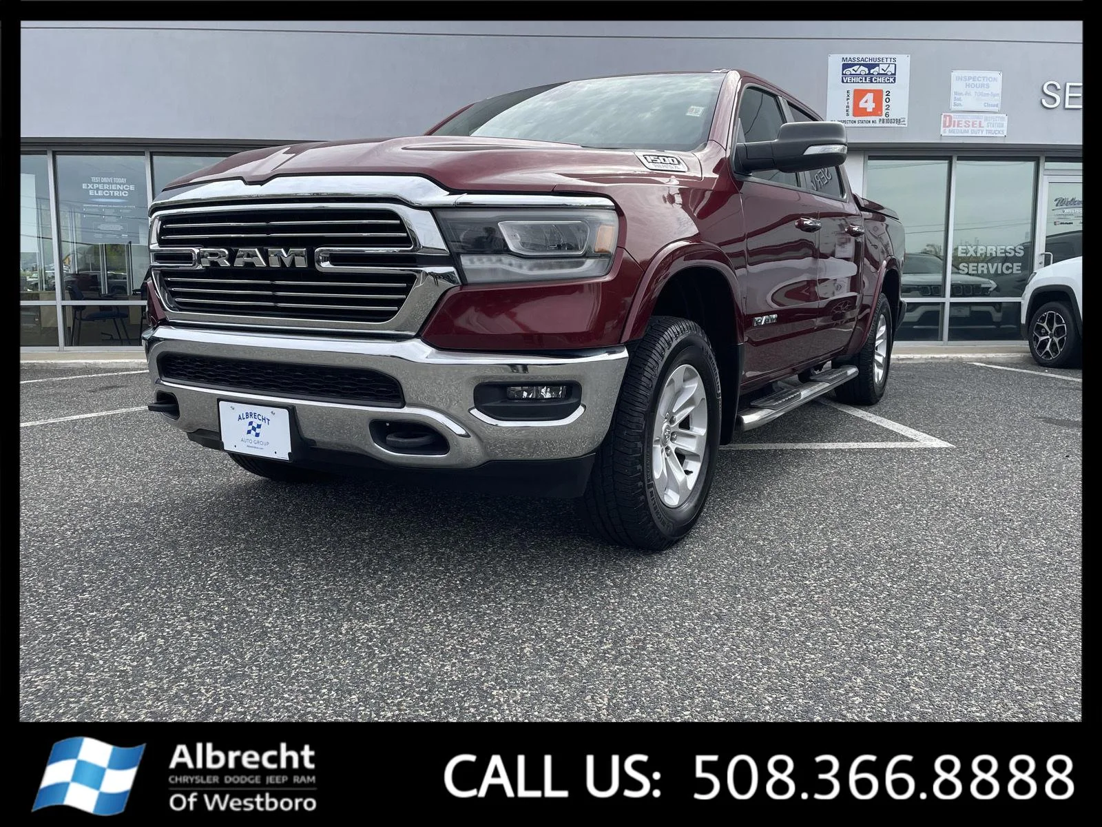 2019 RAM 1500 Laramie 4x4 Crew Cab 5'7's photo