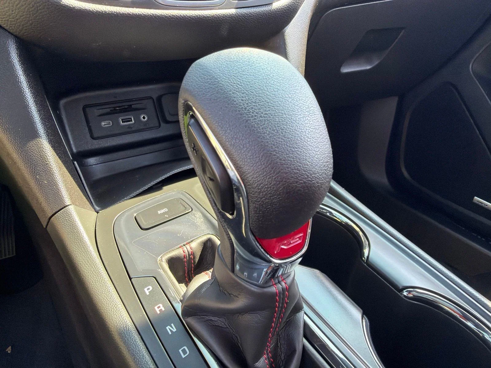 Used 2024 White Chevrolet RS image 36