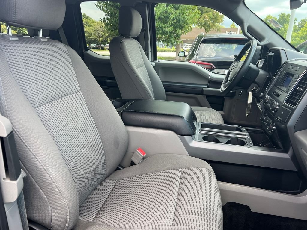 Used 2018 Gray Ford XLT image 23