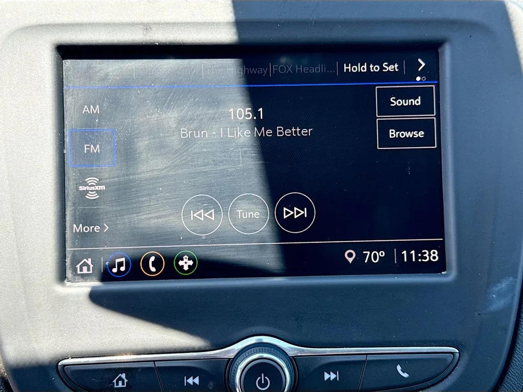 Used 2022 Silver Chevrolet LT image 16