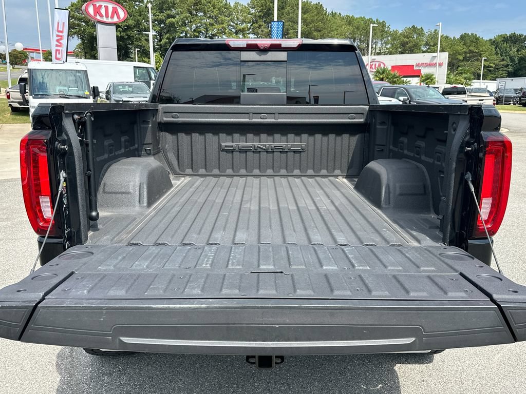 Used 2023 Onyx Black GMC Denali Ultimate image 19