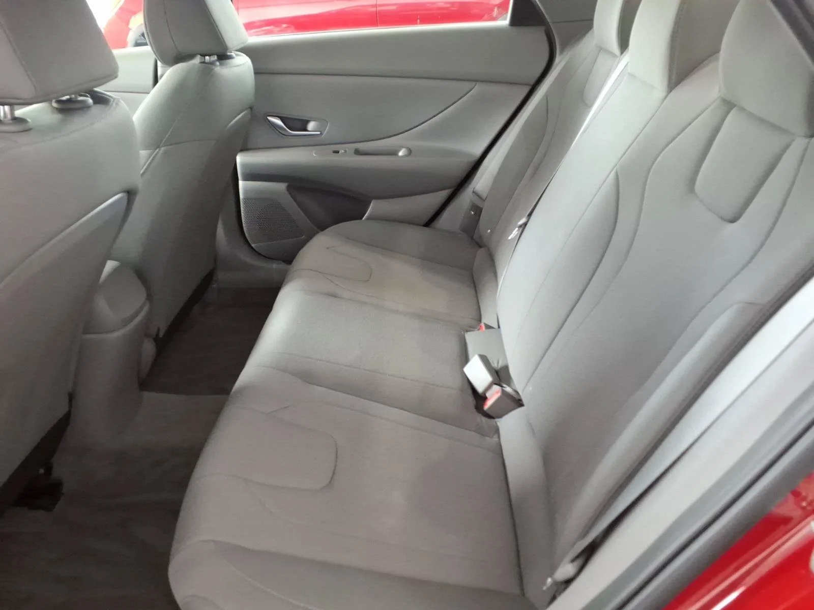 Used 2023 Scarlet Red Pearl Hyundai SE image 13
