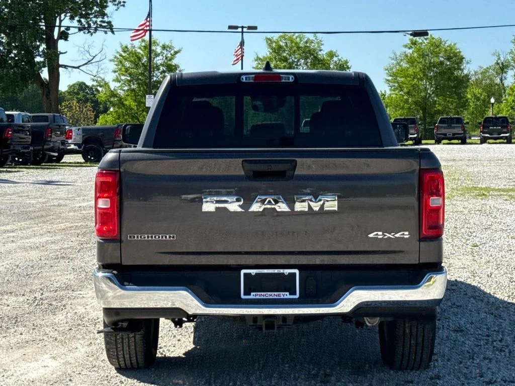 New 2026 Granite Crystal Metallic Clearcoat RAM Big Horn/Lone Star image 8