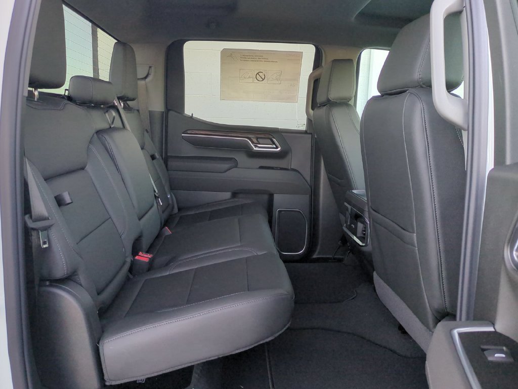 New 2026 Summit White GMC SLT image 30