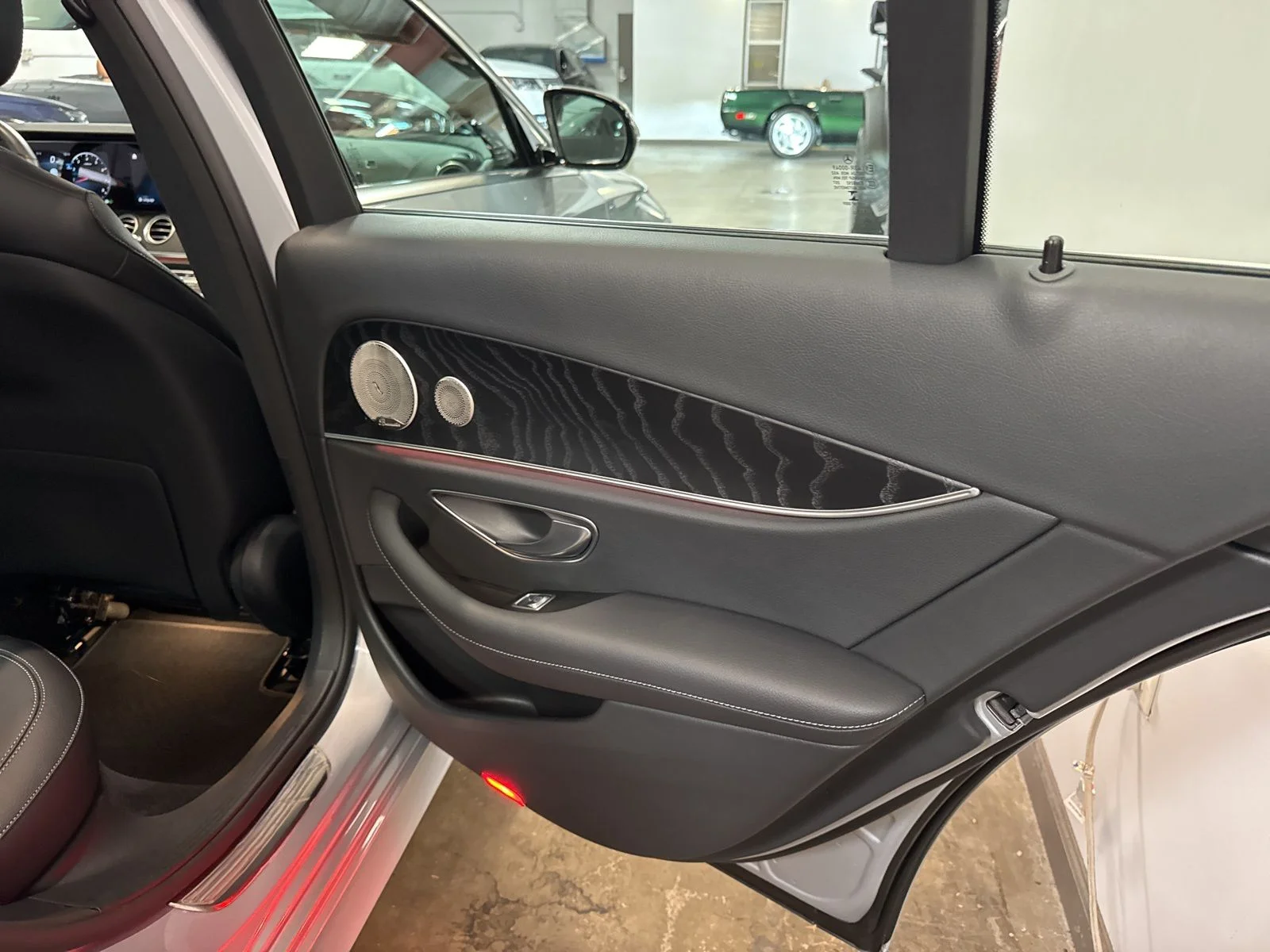 Used 2022 Silver Mercedes-Benz E 350 image 27