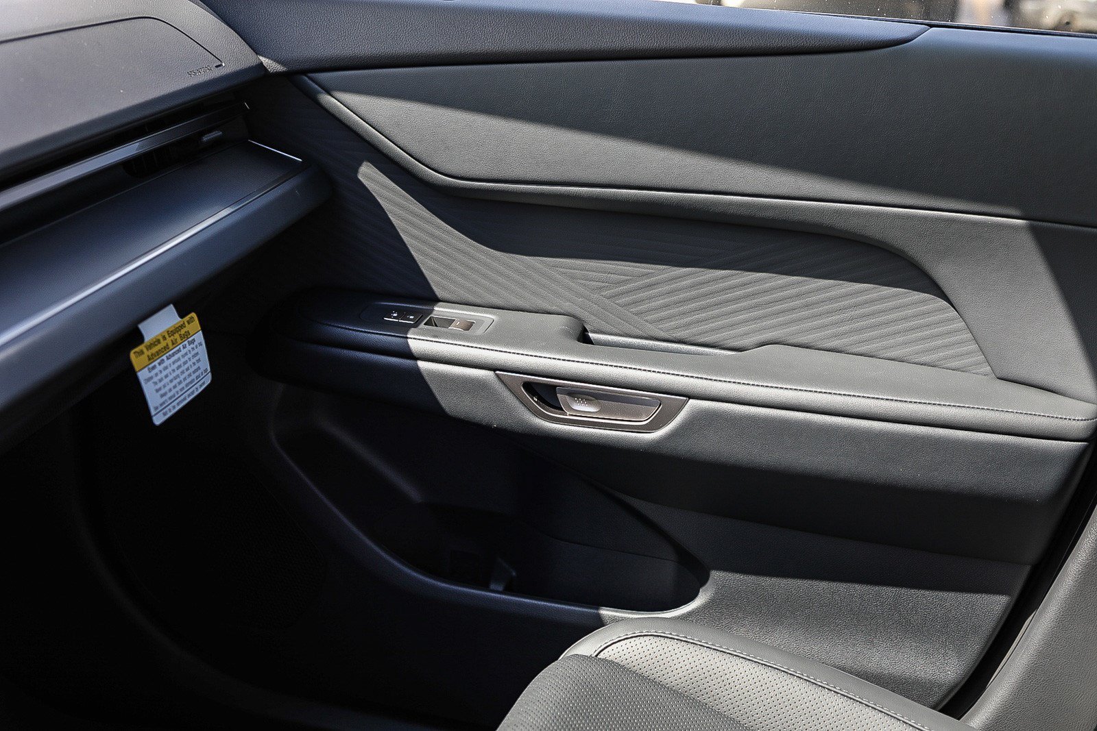 New 2026 Iridium Lexus ES 500e PREMIUM AWD image 29
