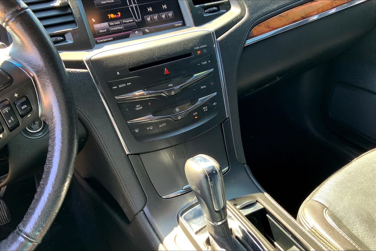 Used 2014 Dark Side Lincoln  image 17