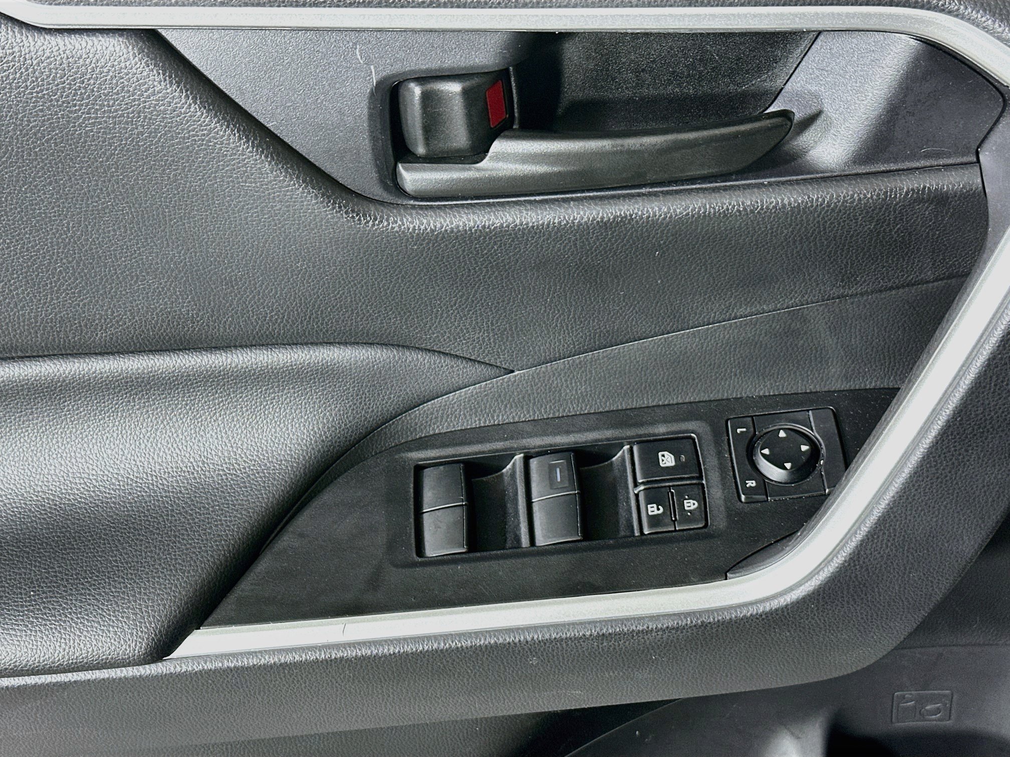 Used 2024 Magnetic Gray Metallic Toyota LE image 14
