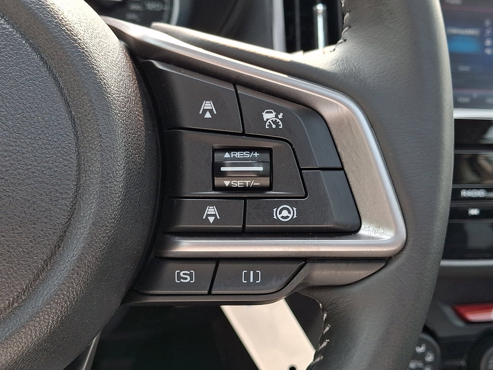 Used 2020 Magnetite Gray Metallic Subaru Premium image 23