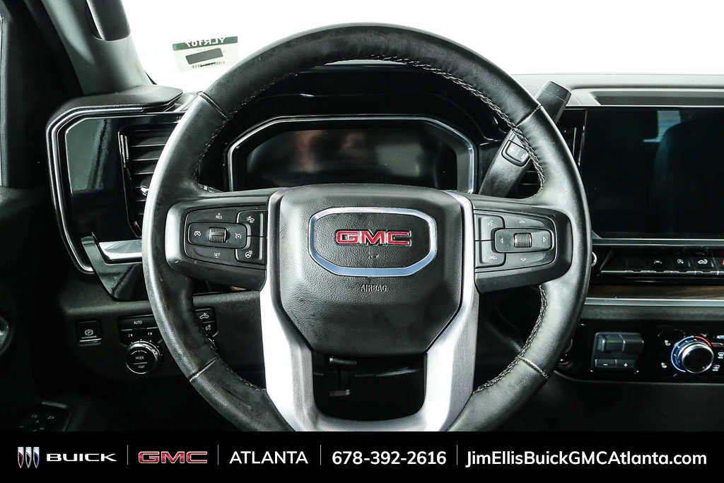 Used 2025 Summit White GMC SLT image 9