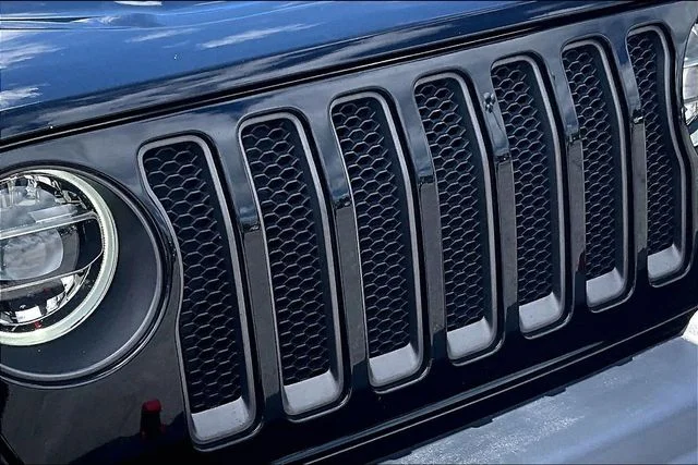 Used 2018 Black Jeep Unlimited Rubicon image 29