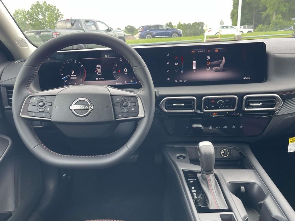 New 2026 Aspen White TriCoat / Super Black Two-tone Nissan SR image 12