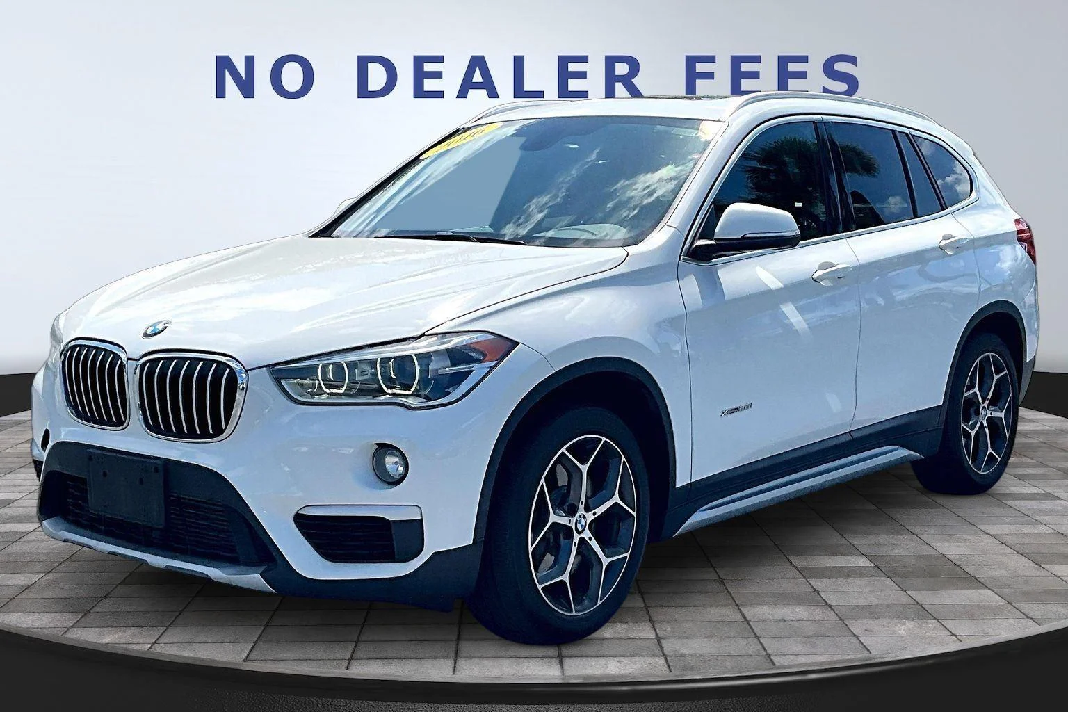 2016 BMW X1 xDrive28i's photo