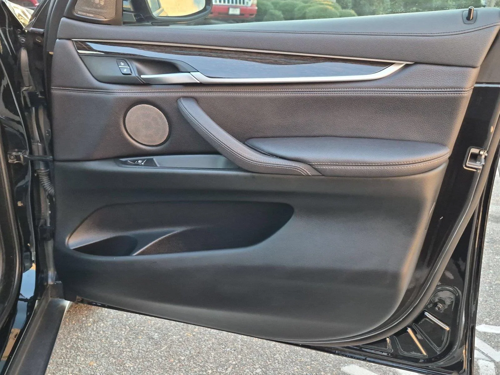 Used 2019 Jet Black BMW sDrive35i image 34