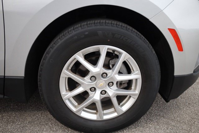 Used 2022 Silver Ice Metallic Chevrolet LT image 16