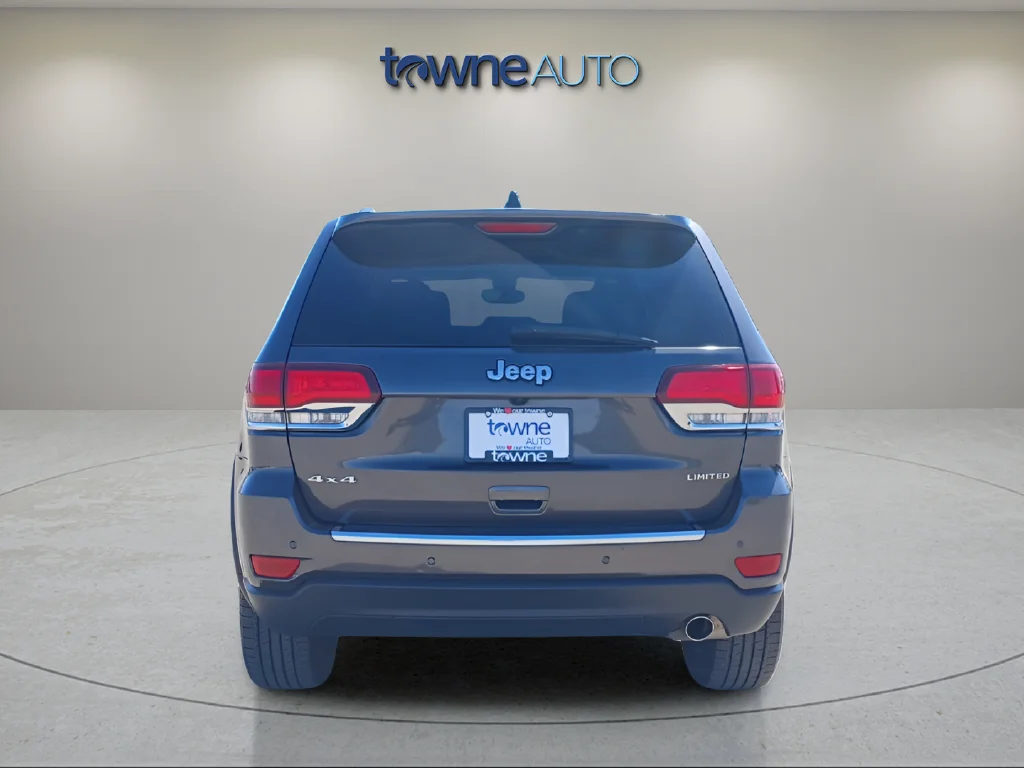 Used 2020 Gray Jeep Limited image 5