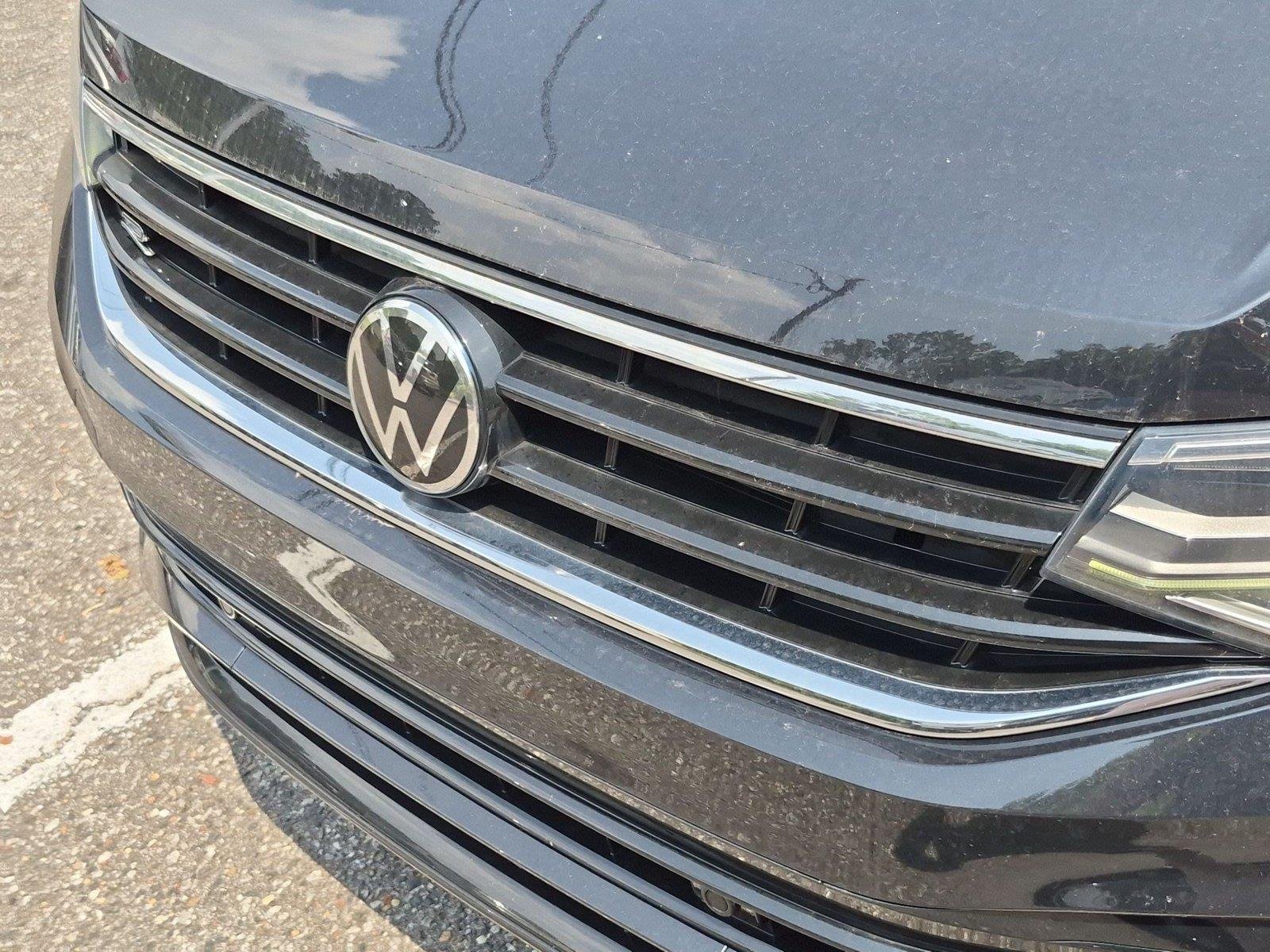 Used 2022 Deep Black Pearl Volkswagen SE R-Line Black image 14