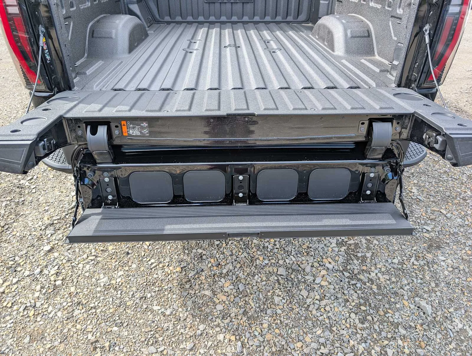 New 2026 Onyx Black GMC AT4 image 7