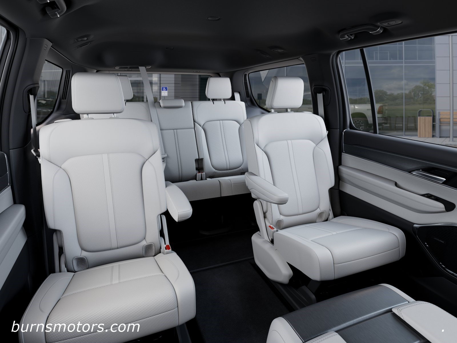 New 2026 Bright White Clear-Coat Exterior Paint Jeep 4x2 image 15