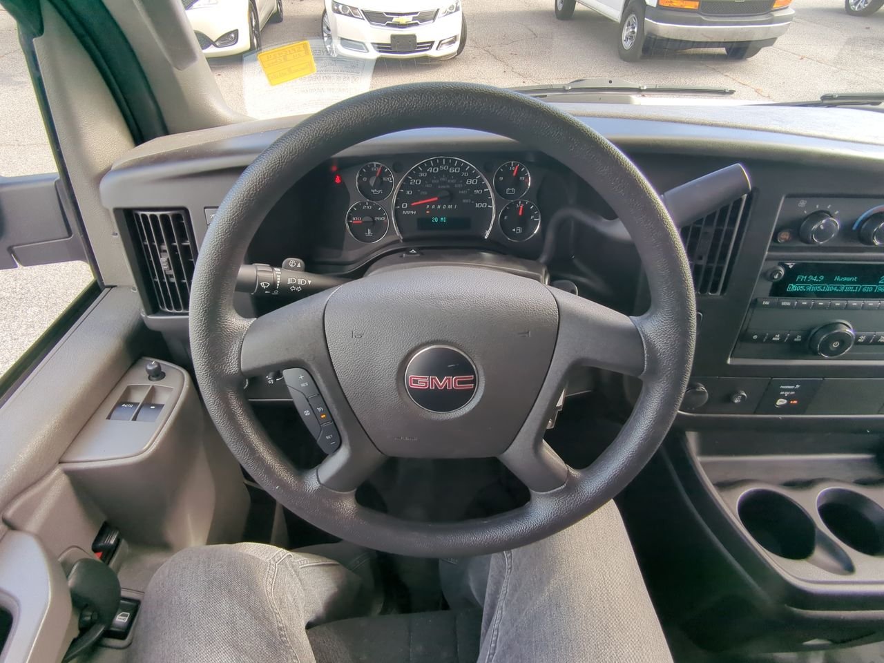 2024 GMC Savana Cargo Work Van - Photo 75
