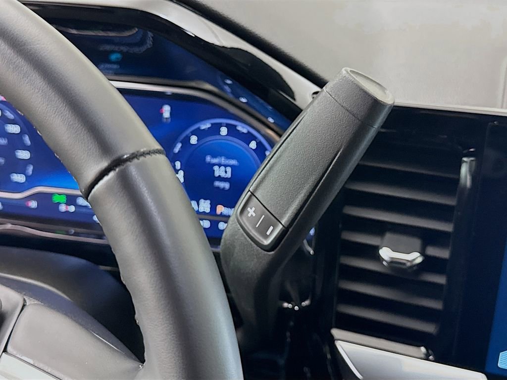 2025 Chevrolet Silverado 1500 LT - Photo 20
